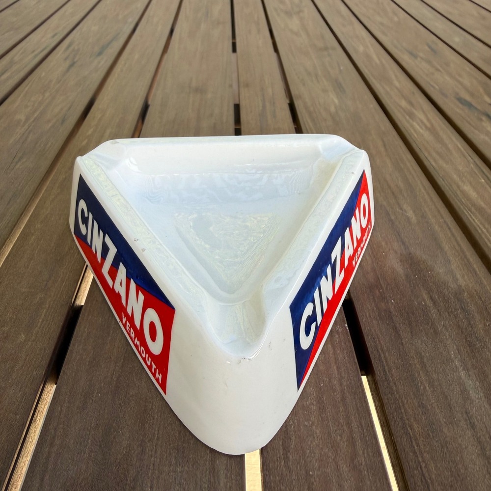 Vintage Cinzano Vermouth Ashtray Ceramic Triangular Made in Italy Piola Barware - Picture 4 of 5